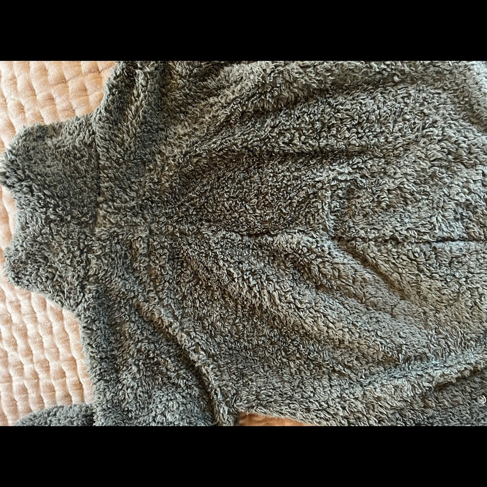LuLu warmy sweater / sweatshirt/ jacket